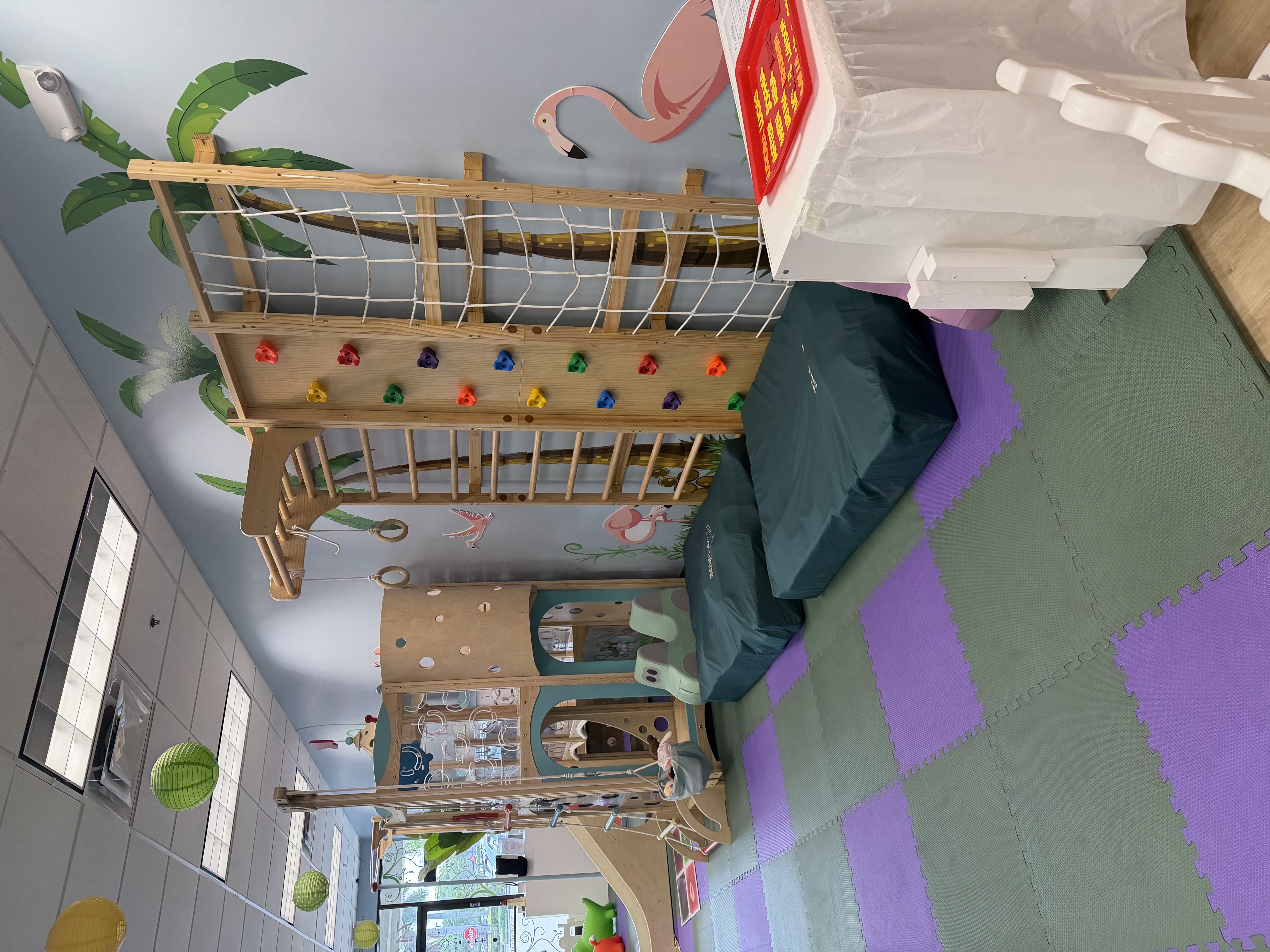 Green Playground — photo 3